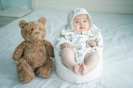 朝阳宝宝眼角发青怎么回事 朝阳宝宝眼角发青怎么回事